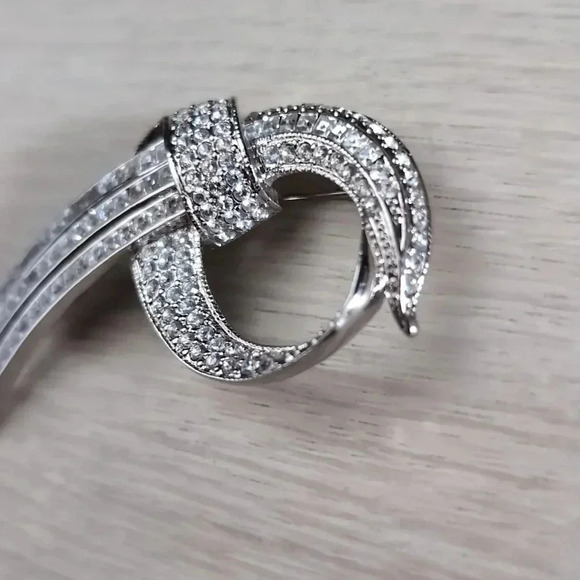BUTLER | Vintage Silver with Clear Rhinestone Brooch - Picture 2 of 5